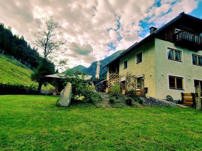 Large Detached Holiday Home In Muhr Exterior foto